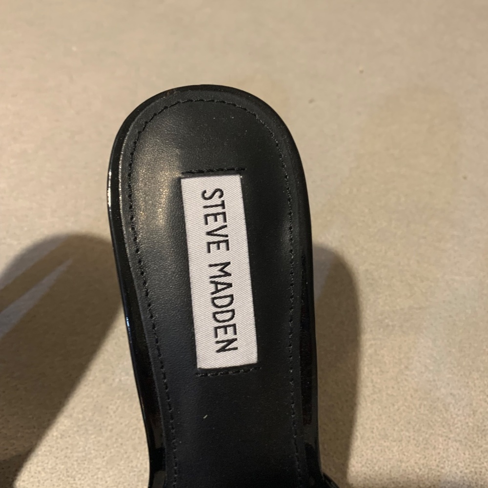 Steve Madden Black Patent Slide Sandals sz 8.5 M - Picture 3 of 6